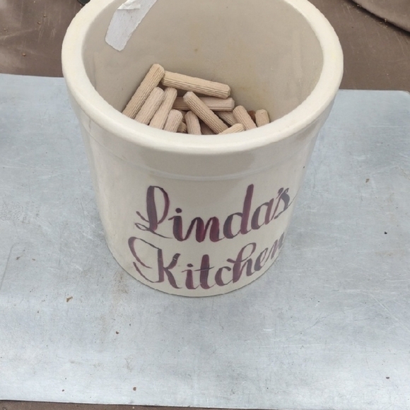 Cream Utensil Holder - Picture 1 of 3